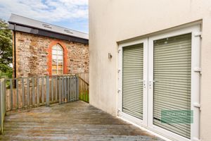 Photo 17- click for photo gallery